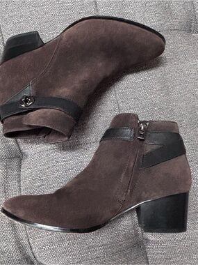 Coach Brown Suede Ankle Booties with Black Trim Women’s 7.5 Leather
